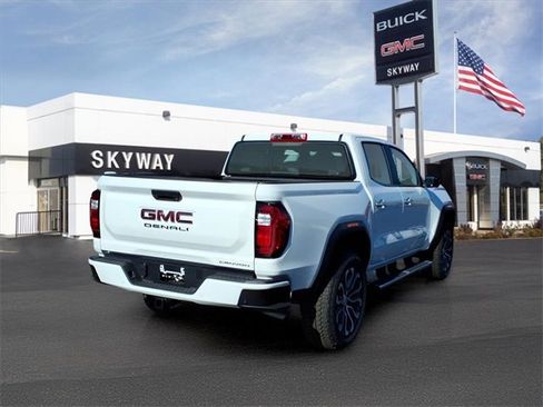 New 2026 GMC Canyon Denali image 4