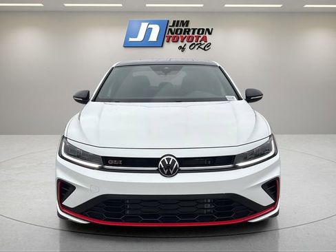 Used 2026 Volkswagen Jetta GLI Autobahn FWD image 2