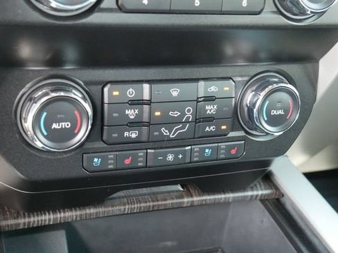 Used 2021 Ford F250 Lariat AWD/4WD image 24