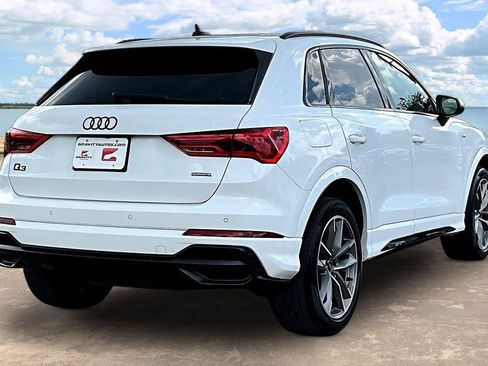 Used 2021 Audi Q3 2.0T Premium AWD/4WD image 4