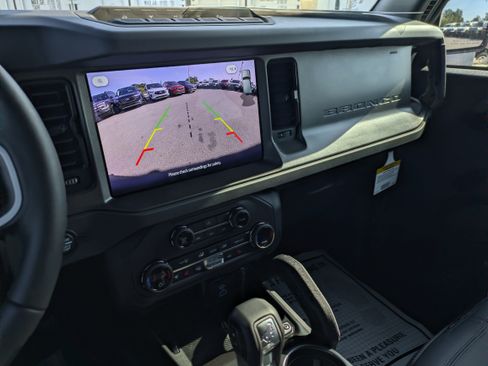 New 2025 Ford Bronco Badlands image 62