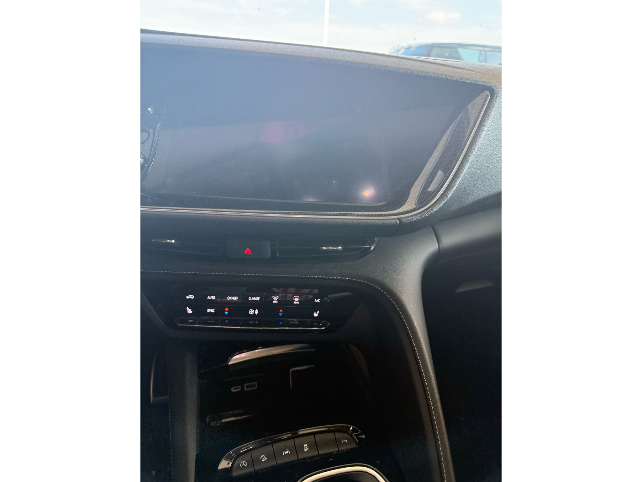 Used 2023 Buick Envision Preferred w/ Sport Touring Package AWD/4WD image 7