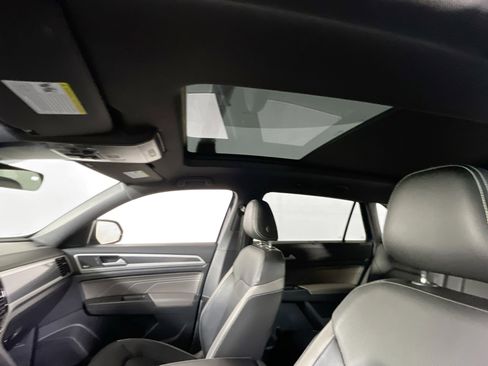 Used 2023 Volkswagen Atlas Cross Sport SEL Premium R-Line image 21