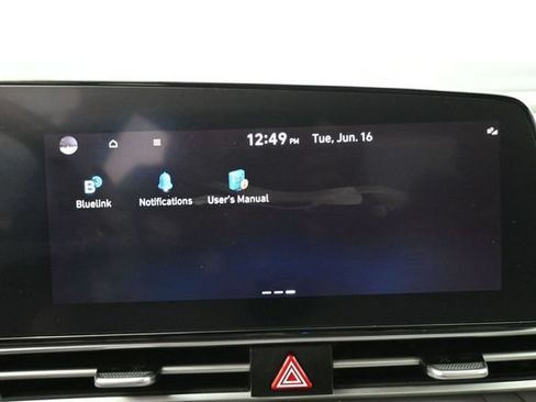 Used 2023 Hyundai Elantra SEL w/ Convenience Package FWD image 16