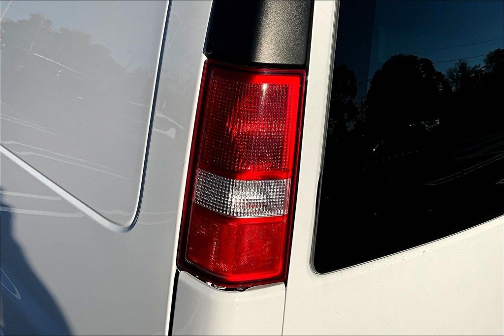 Used 2025 GMC Savana 2500 w/ Driver Convenience Package RWD image 19
