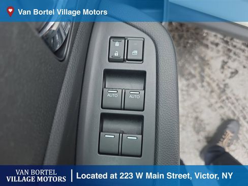 Used 2019 Honda Pilot EX image 11