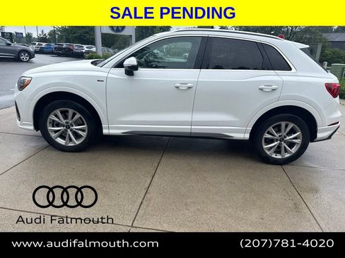 Used 2022 Audi Q3 2.0T Premium w/ Convenience Package AWD/4WD image 14