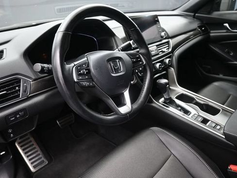 Used 2021 Honda Accord Sport image 18