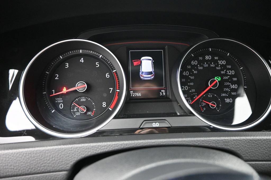 Used 2018 Volkswagen GTI S FWD image 8