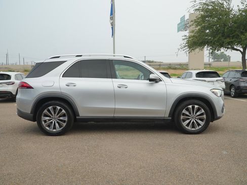 Used 2021 Mercedes-Benz GLE 350 4MATIC image 4