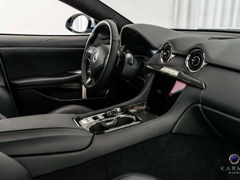 New 2025 Karma Revero Luxury image 40