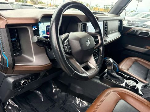 Used 2023 Ford Bronco Outer Banks w/ Sasquatch Package image 22