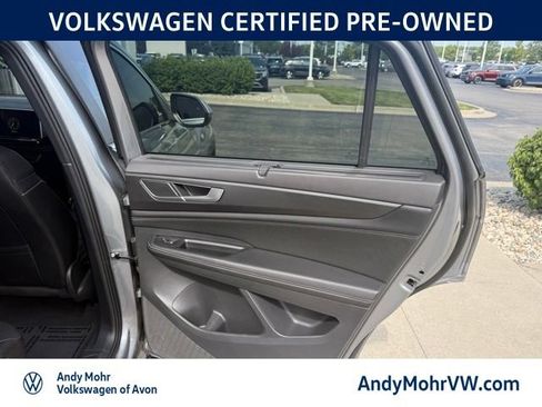 Used 2024 Volkswagen Atlas Cross Sport SEL R-Line AWD/4WD image 21