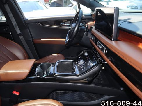 Used 2022 Lincoln Nautilus Reserve w/ Equipment Group 201A AWD/4WD image 10