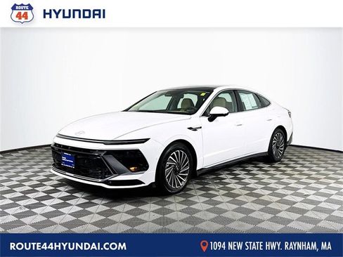 Certified 2025 Hyundai Sonata Limited image 1