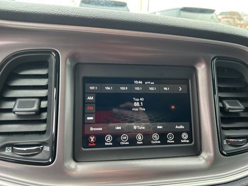 Used 2022 Dodge Challenger GT w/ Driver Convenience Group image 22