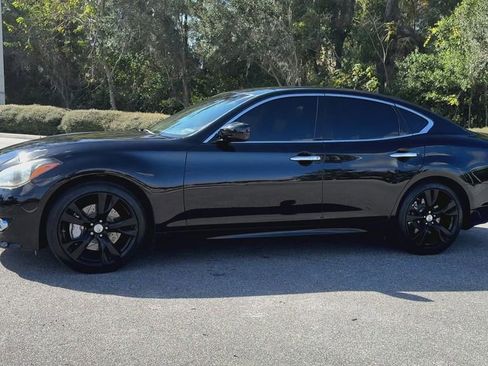Used 2013 INFINITI M37 w/ Premium Pkg image 4