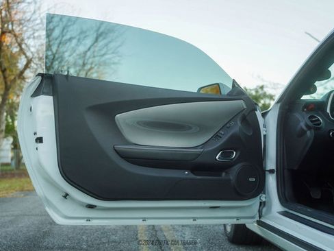 Used 2013 Chevrolet Camaro SS w/ RS Package image 31