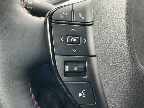 Certified 2024 Toyota Prius Prime Premium FWD image 15