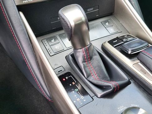 Used 2019 Lexus IS 300 AWD image 28