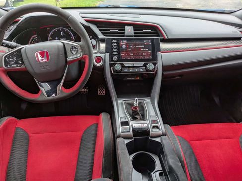 Used 2021 Honda Civic Type R image 15