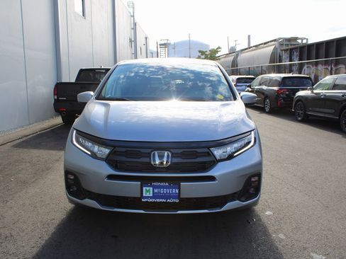 New 2026 Honda Odyssey EX-L image 3