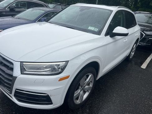 Used 2018 Audi Q5 Premium AWD/4WD image 3