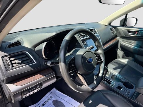 Used 2019 Subaru Outback 2.5i Limited w/ Popular Package #2 AWD/4WD image 9