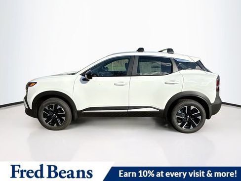 New 2026 Nissan Kicks SV w/ SV Premium Package image 3