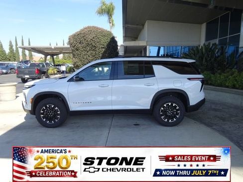 New 2026 Chevrolet Traverse Z71 w/ Enhanced Driving Package AWD/4WD image 4