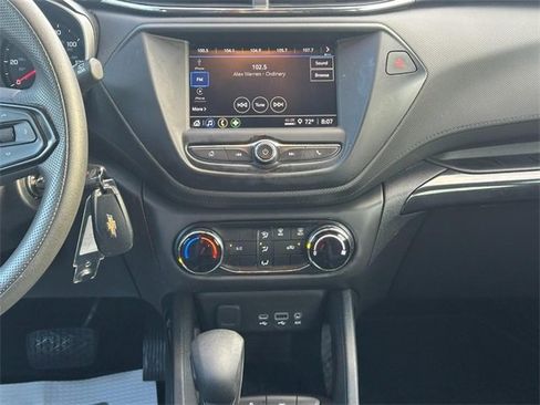 Used 2021 Chevrolet TrailBlazer LS image 13