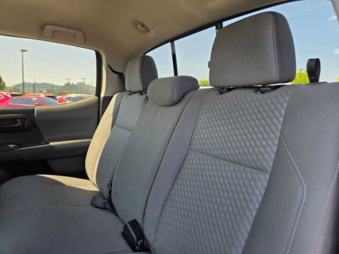 Certified 2023 Toyota Tacoma SR AWD/4WD image 17