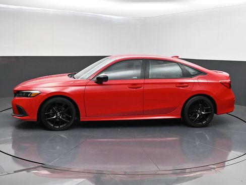 Used 2022 Honda Civic Sport image 4