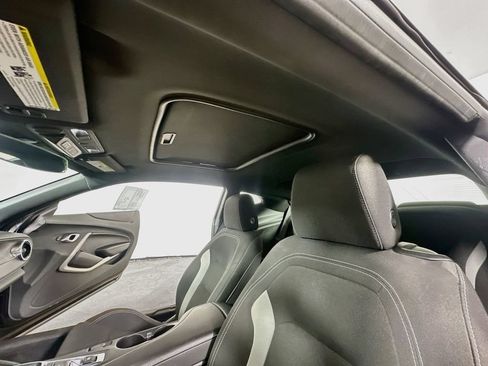 Used 2023 Chevrolet Camaro LT RWD image 13