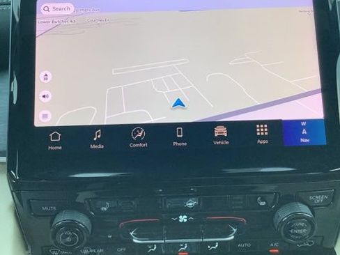 Certified 2025 Jeep Grand Cherokee Limited AWD/4WD image 24