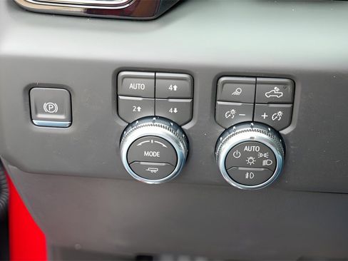 New 2026 GMC Sierra 1500 AT4X image 18