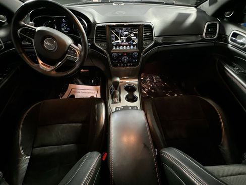 Used 2017 Jeep Grand Cherokee Trailhawk image 30