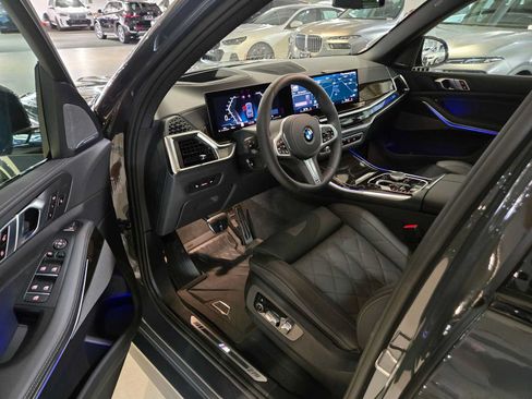 Used 2026 BMW X5 xDrive40i w/ M Sport Package AWD/4WD image 21