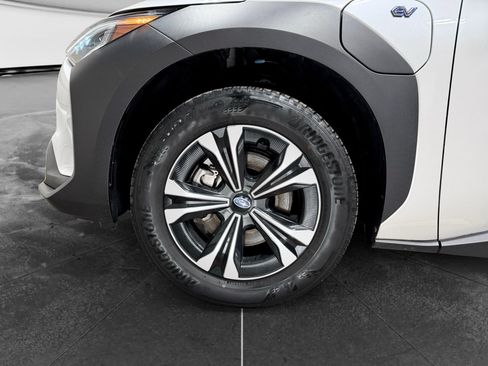 Used 2023 Subaru Solterra AWD image 28