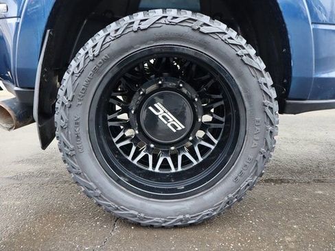 Used 2023 RAM 3500 Limited image 12