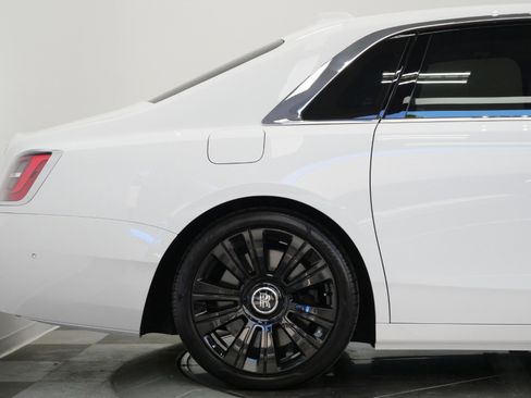 Used 2022 Rolls-Royce Ghost w/ Ghost Package AWD/4WD image 52