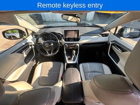 Used 2019 Toyota RAV4 XLE Premium w/ Cold Weather Package AWD/4WD image 26