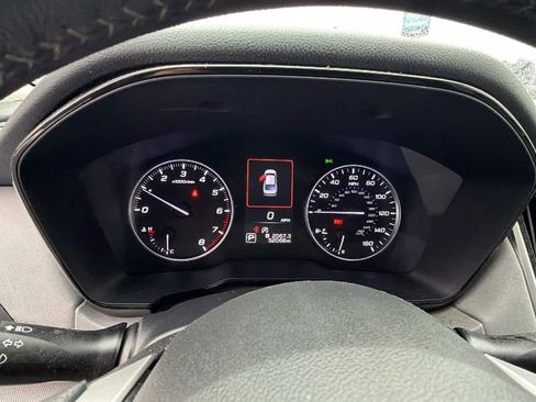 Used 2020 Subaru Legacy Premium image 21