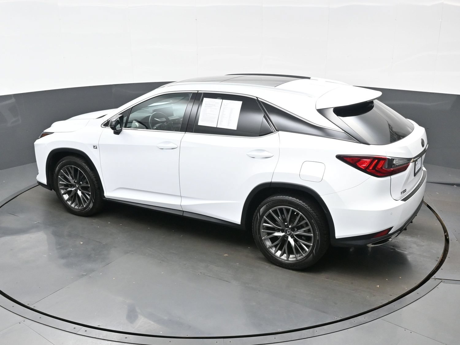 Used 2020 Lexus RX 350 F Sport w/ Cold Weather Package AWD/4WD image 38