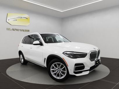 Used 2022 BMW X5 xDrive40i w/ Premium Package