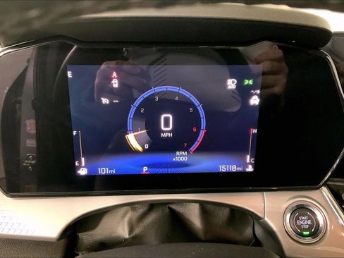 Used 2025 Chevrolet Trax LT w/ LT Convenience Package image 20