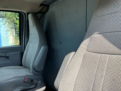 Used 2019 Chevrolet Express 2500 w/ Driver Convenience Package image 14