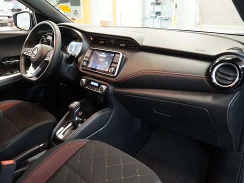 Used 2020 Nissan Kicks SR FWD image 33