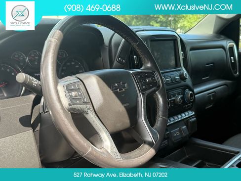 Used 2020 Chevrolet Silverado 1500 LT Trail Boss AWD/4WD image 8