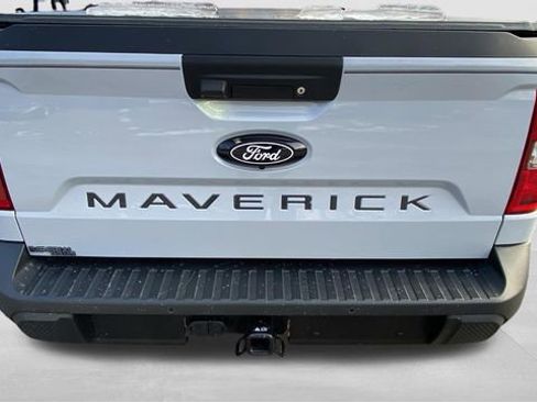 Used 2025 Ford Maverick Lariat w/ Black Appearance Package AWD/4WD image 30